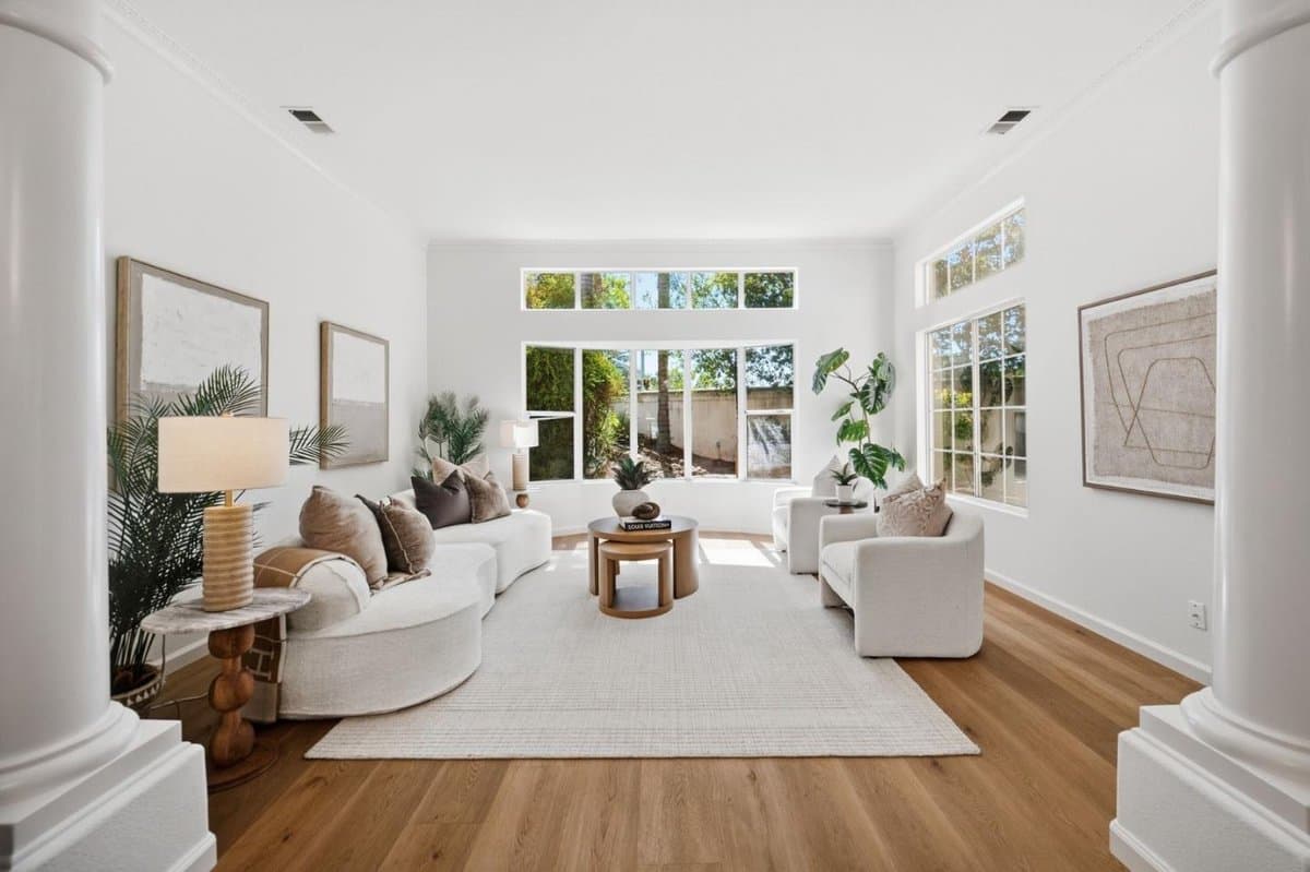 2112 Vizcaya Way - Photo 4