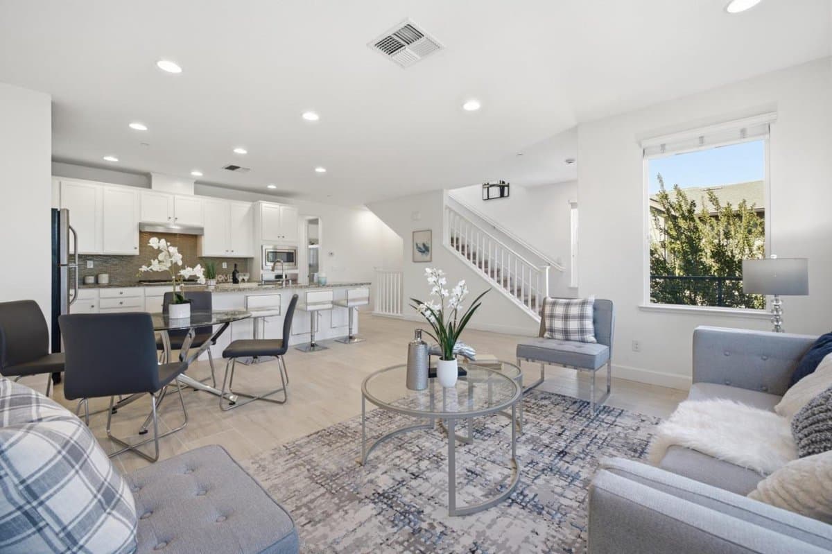 516 Palmer Avenue - Photo 2