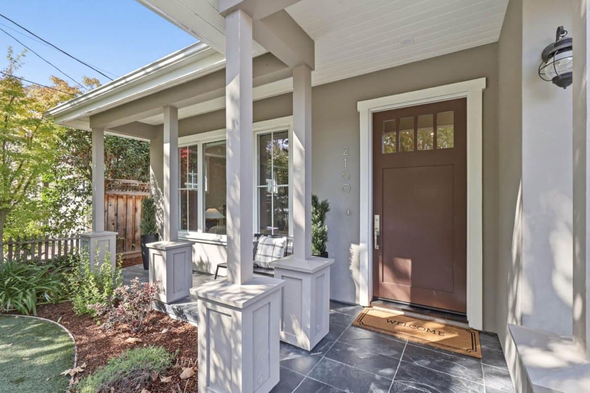 2160 Cedar Avenue - Photo 2