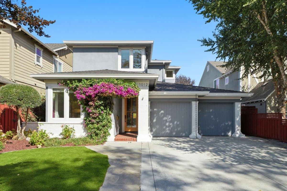 1012 Riverside Drive - Photo 2