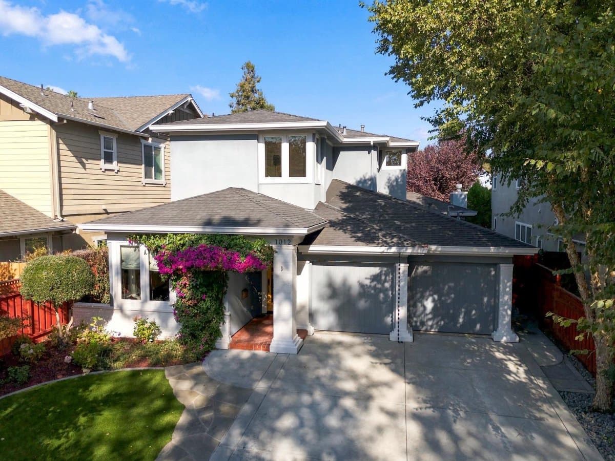 1012 Riverside Drive - Photo 4