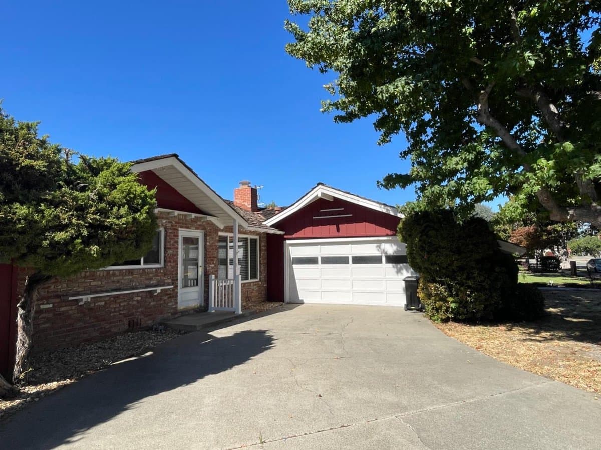 1533 Santa Inez Drive - Photo 5