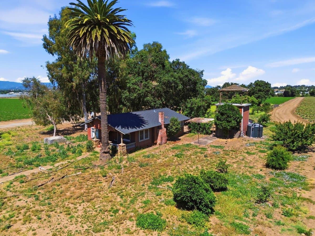 3115 Leavesley Road - Photo 2
