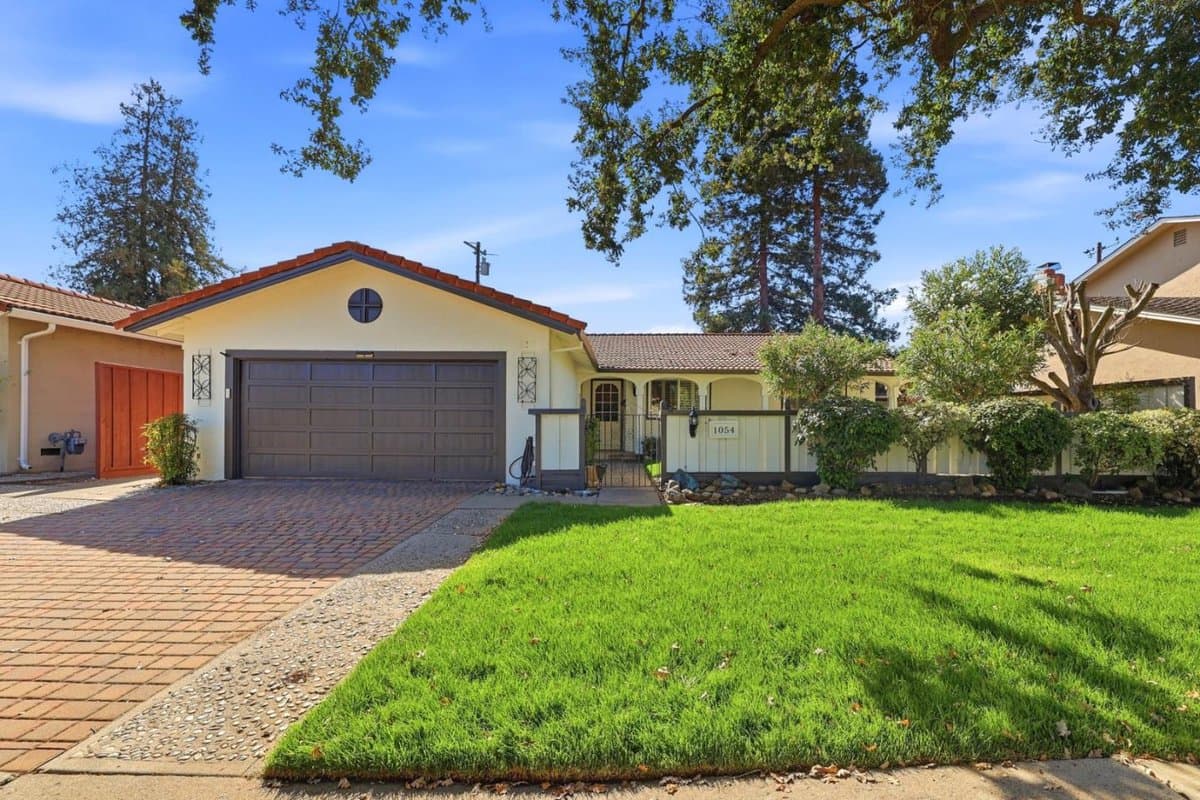 1054 Timber crest Drive - Photo 1