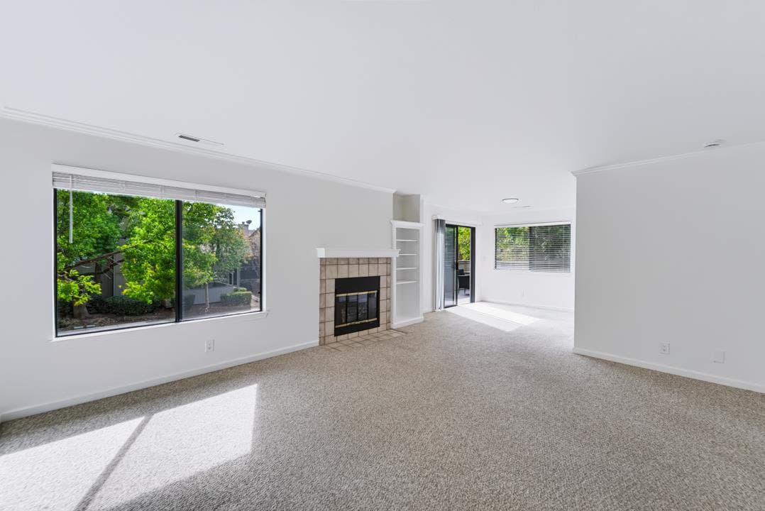 213 Del Monte Lane - Photo 1