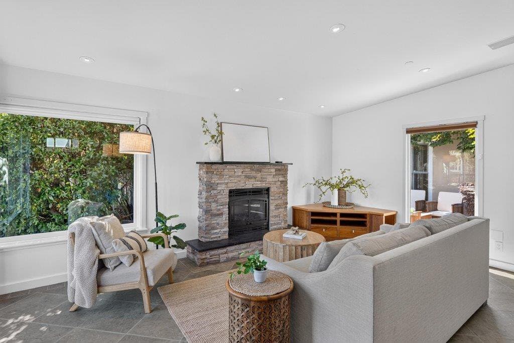 325 25th Avenue - Photo 5