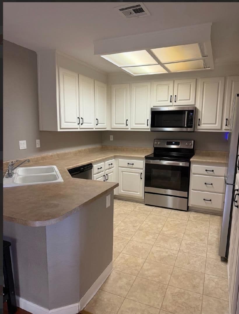 1635 West Swain Road - Photo 2