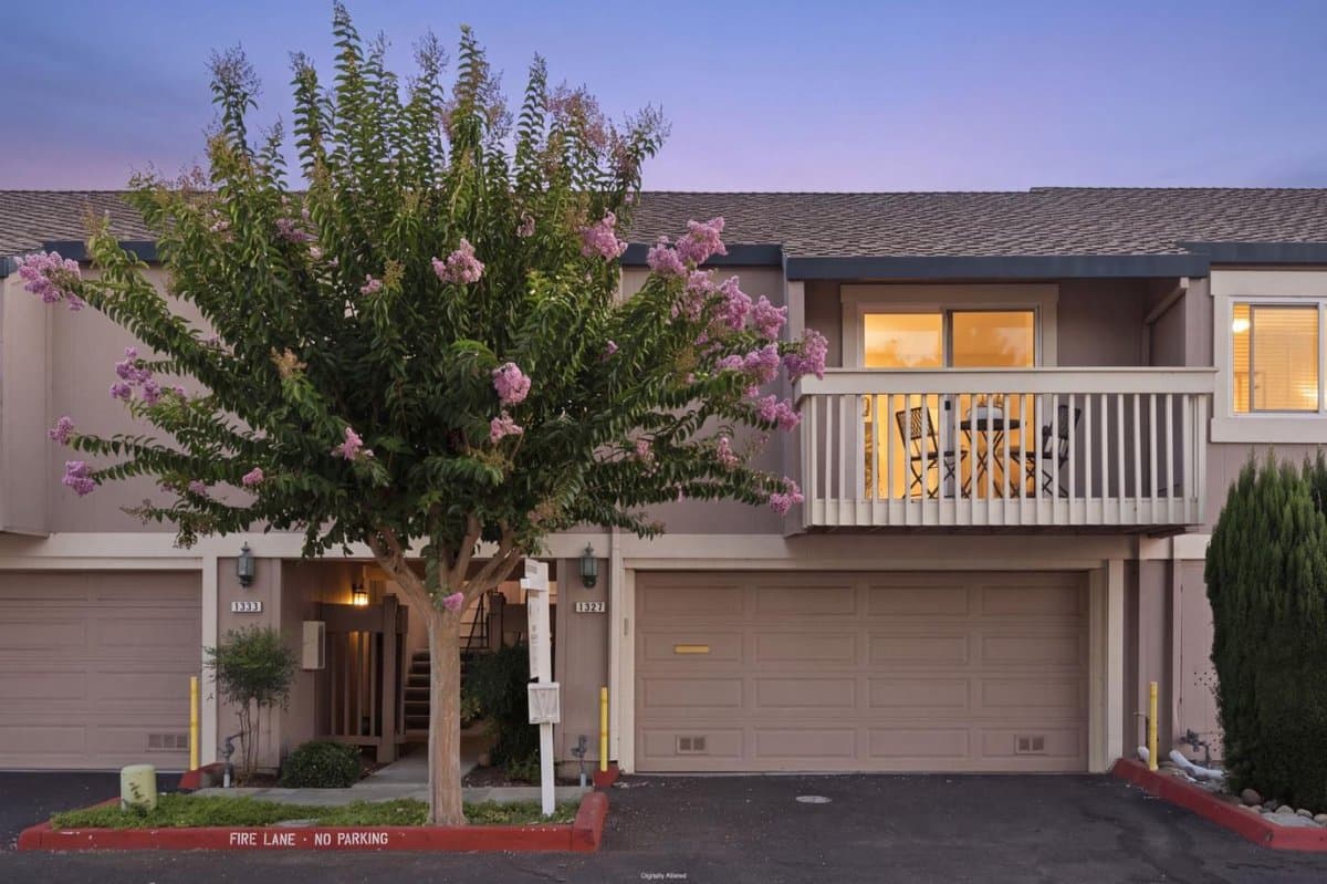 1327 Merrivale West Square - Photo 1