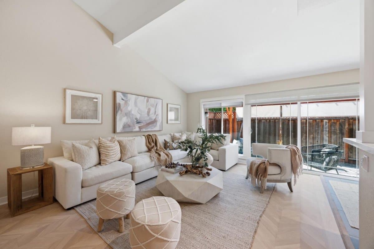 1327 Merrivale West Square - Photo 3