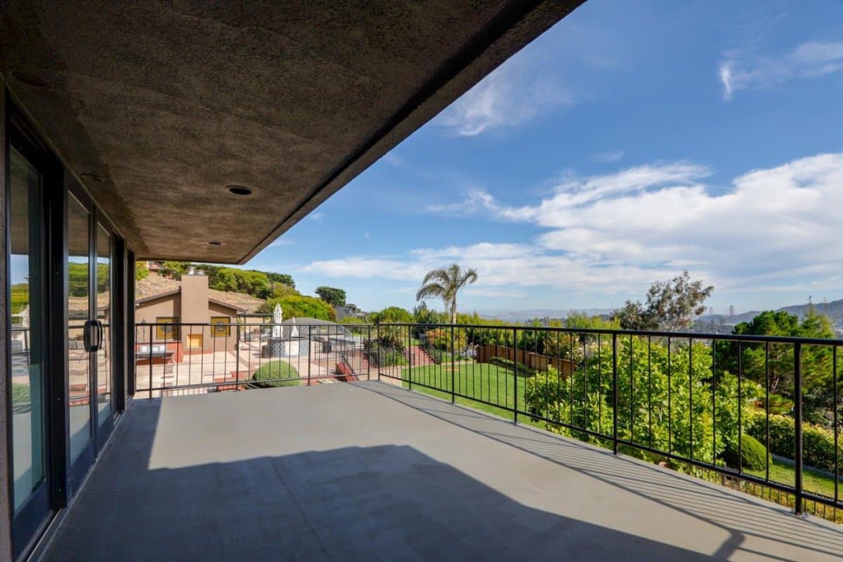 280 Round Hill Road - Photo 5
