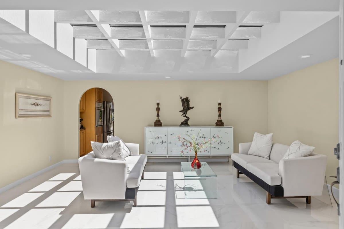 2110 Messina Place - Photo 5
