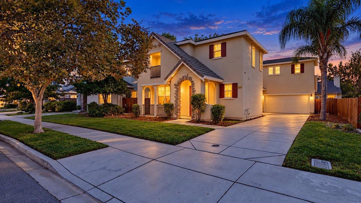 4160 Tahama Lane - Photo 1
