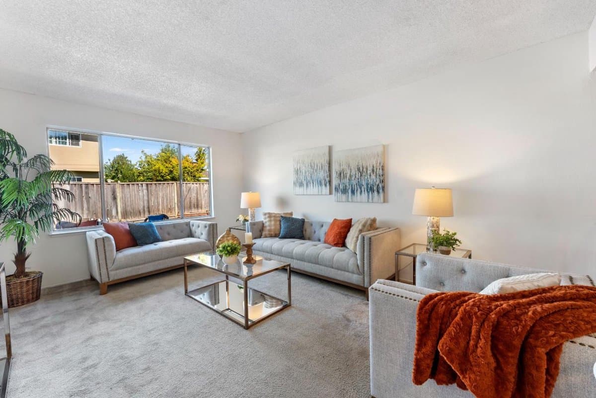 6021 Chesbro Avenue - Photo 4