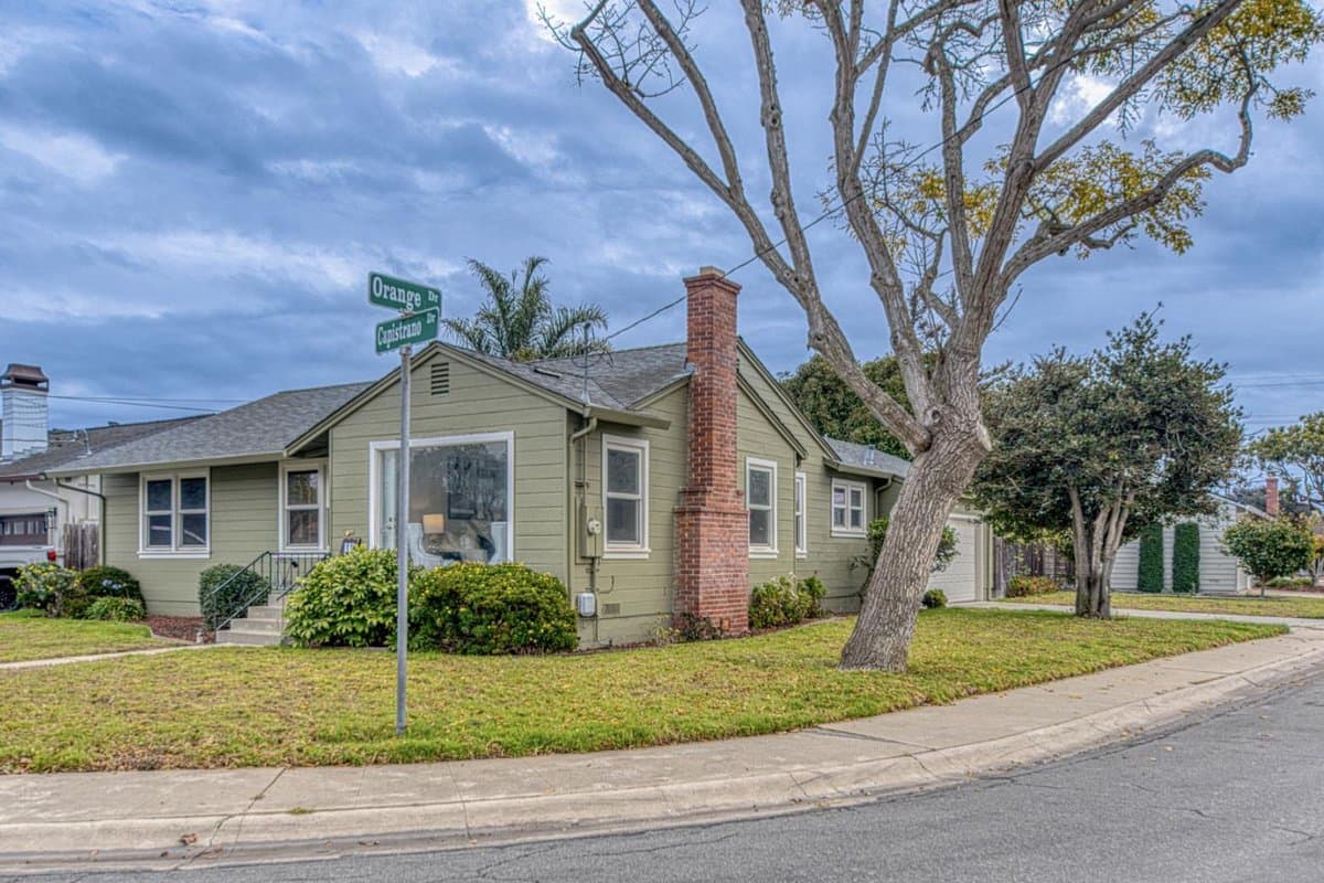 929 Capistrano Drive - Photo 1