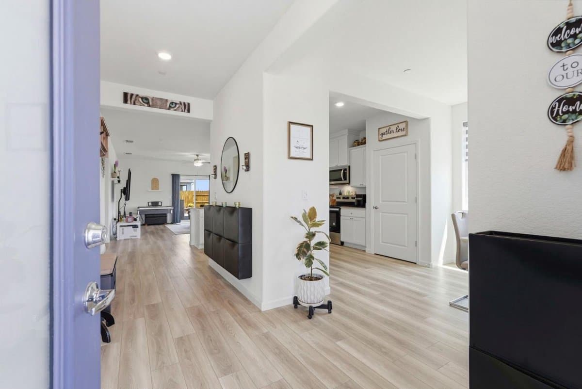 2210 Espana Lane - Photo 4