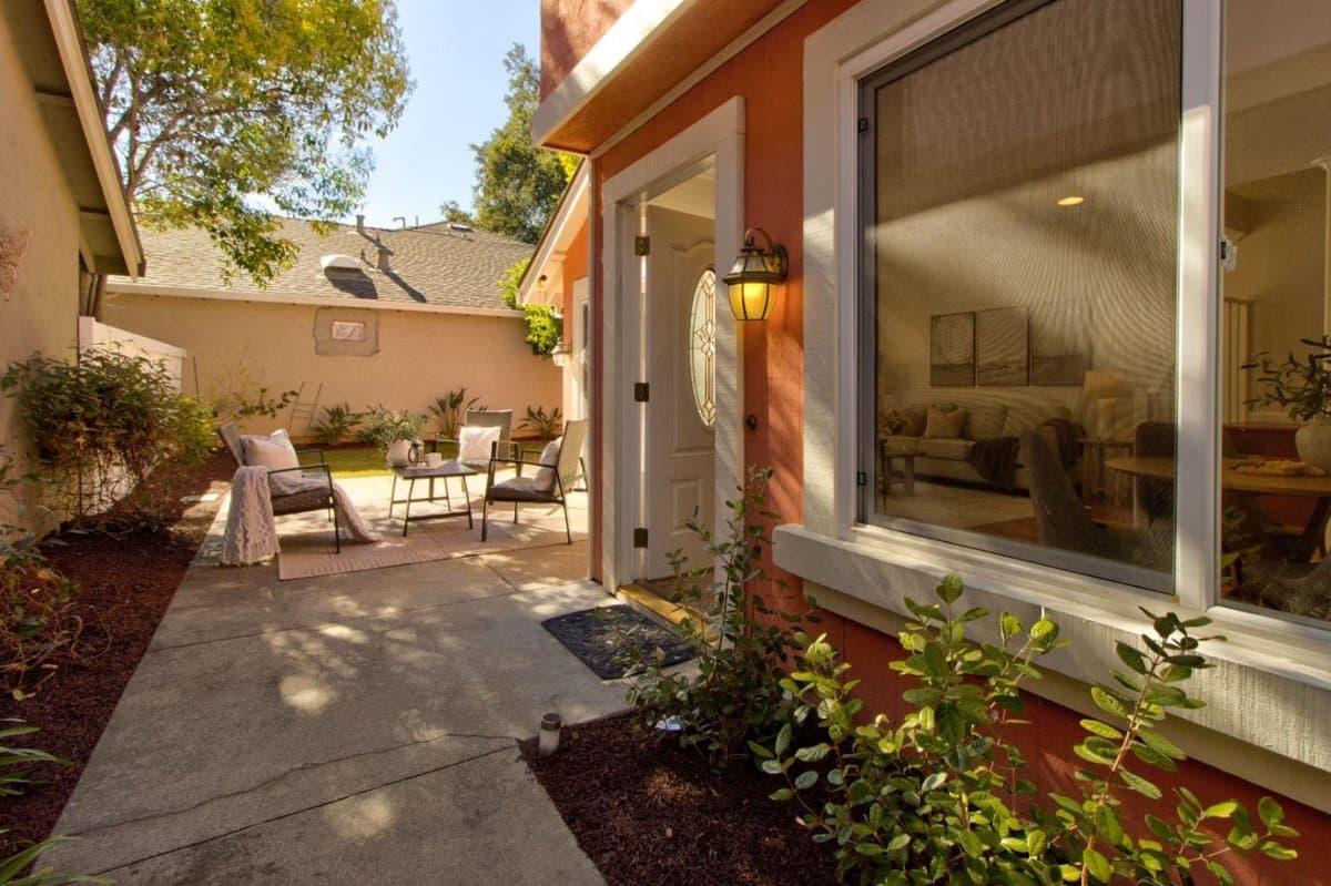 1213 Manet Drive - Photo 3
