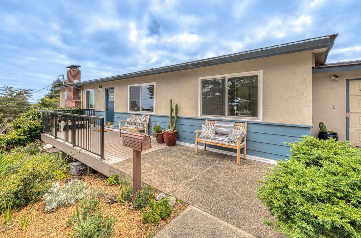 1321 Hoffman Avenue - Photo 5