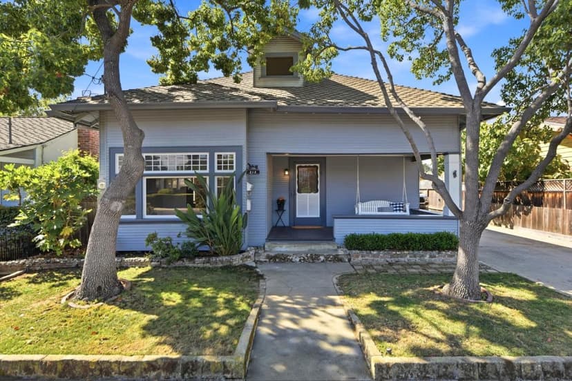 212 East Rincon Avenue - Photo 1 of 8