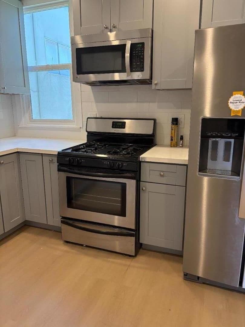 688 Morse Street - Photo 3
