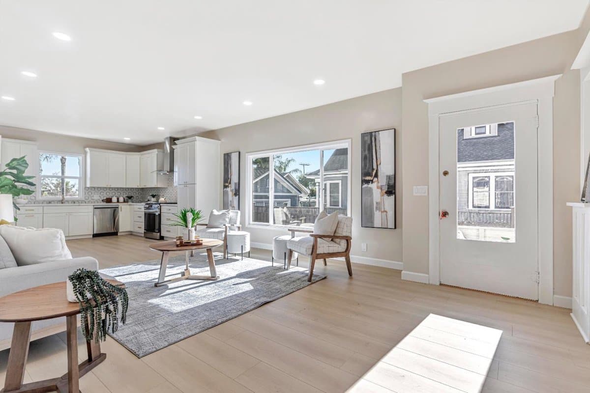 543 Monroe Street - Photo 4