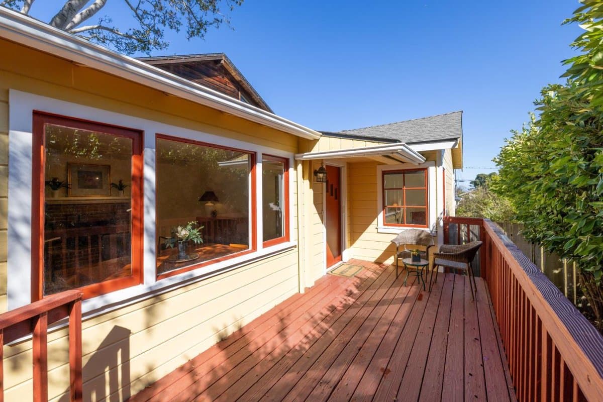 642 Cypress Street - Photo 2