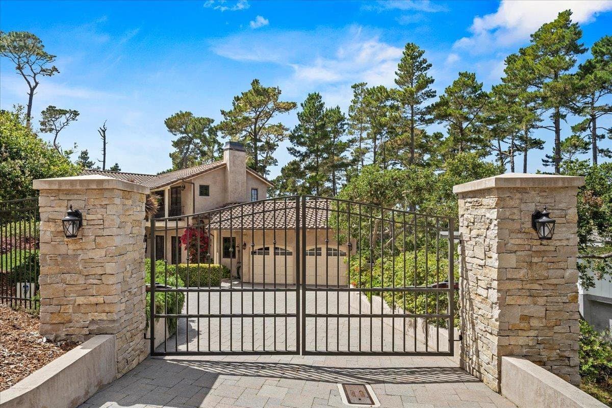 2970 Congress Road - Photo 2