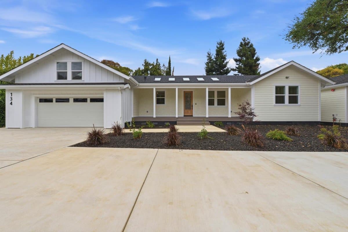 134 Donohoe Street - Photo 2