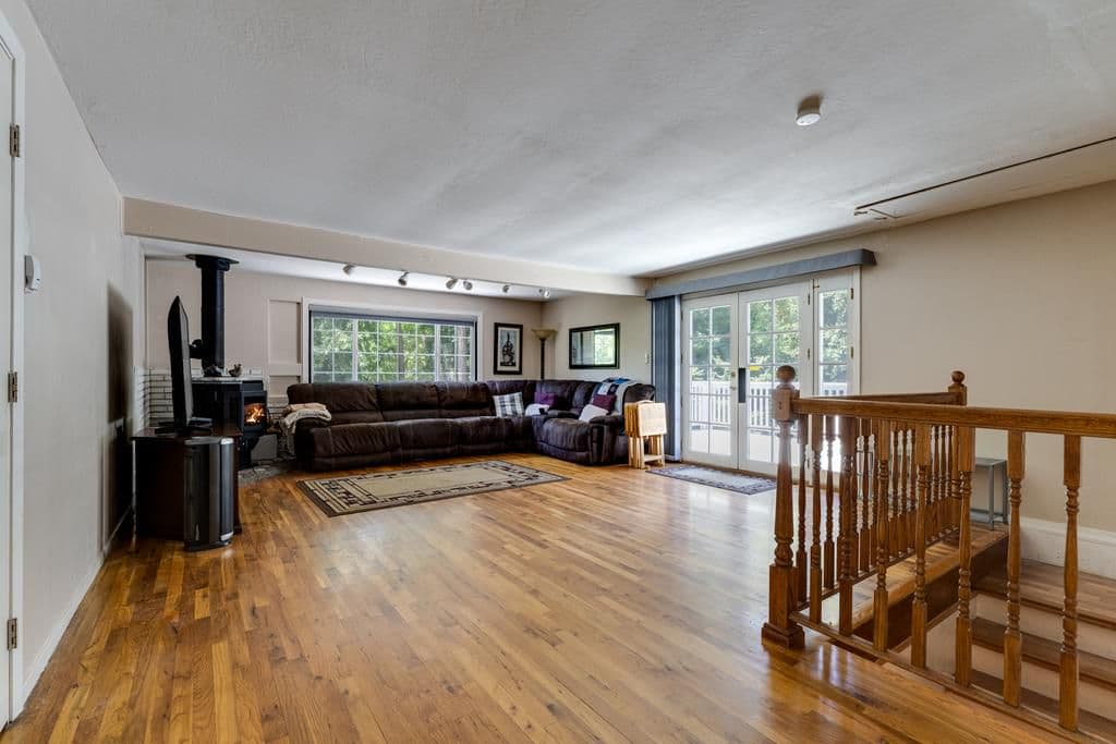 9655 Glen Arbor Road - Photo 4