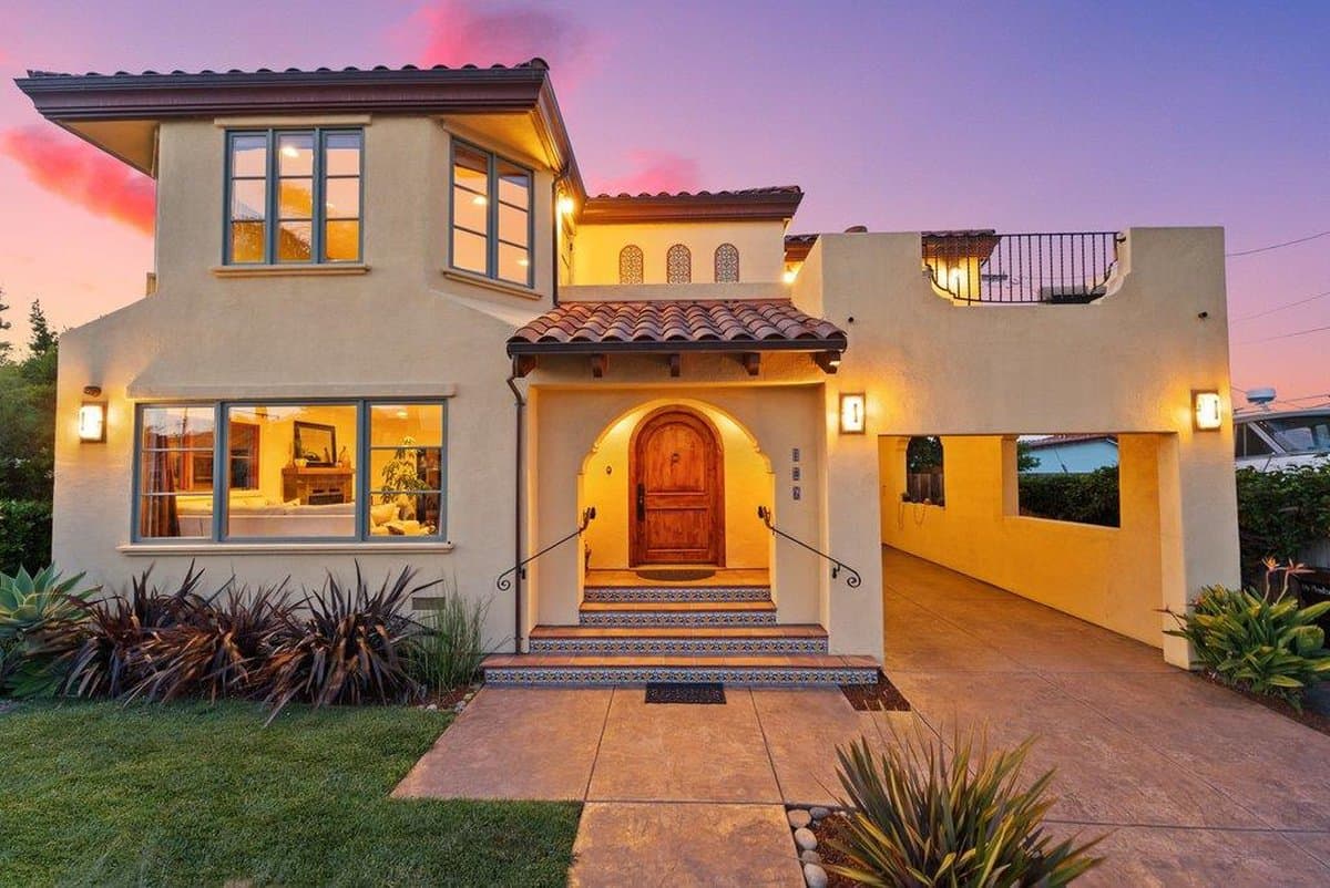116 Monterey Street - Photo 3