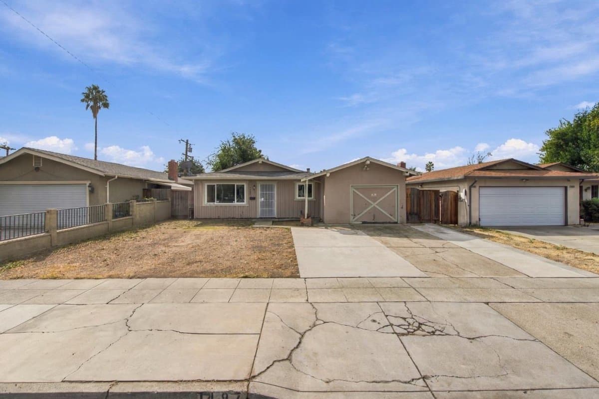 1497 Mount Lassen Drive - Photo 1