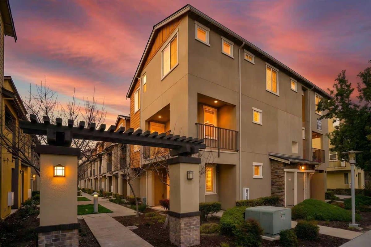1297 Coyote Creek Way - Photo 2