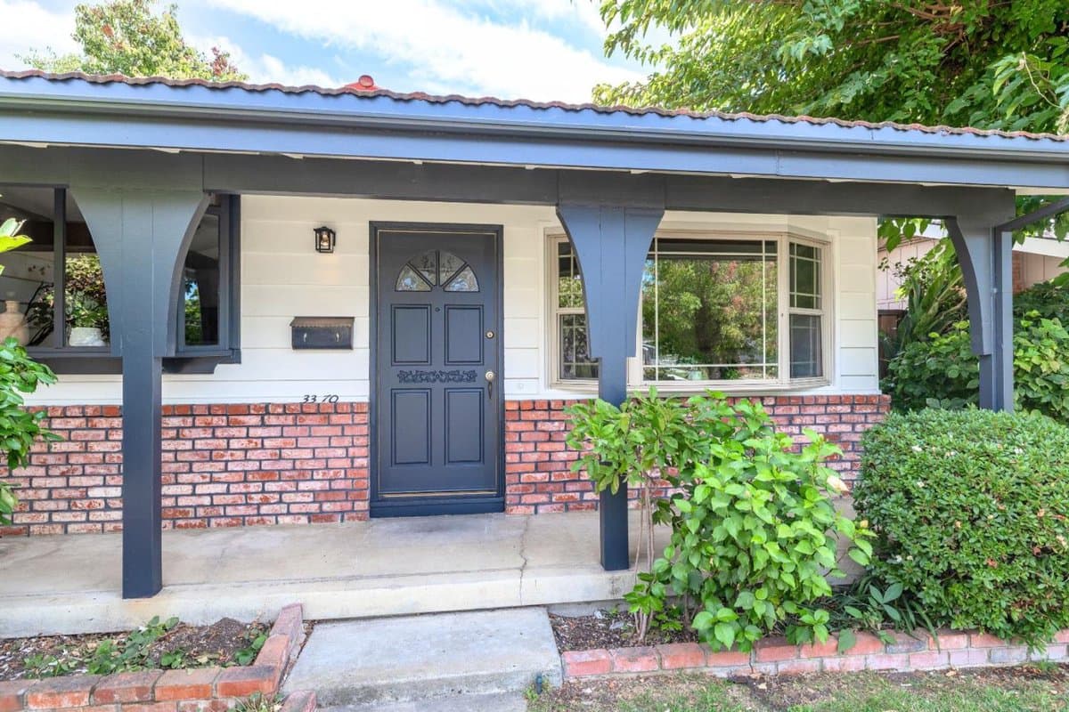 3370 Suncrest Avenue - Photo 3