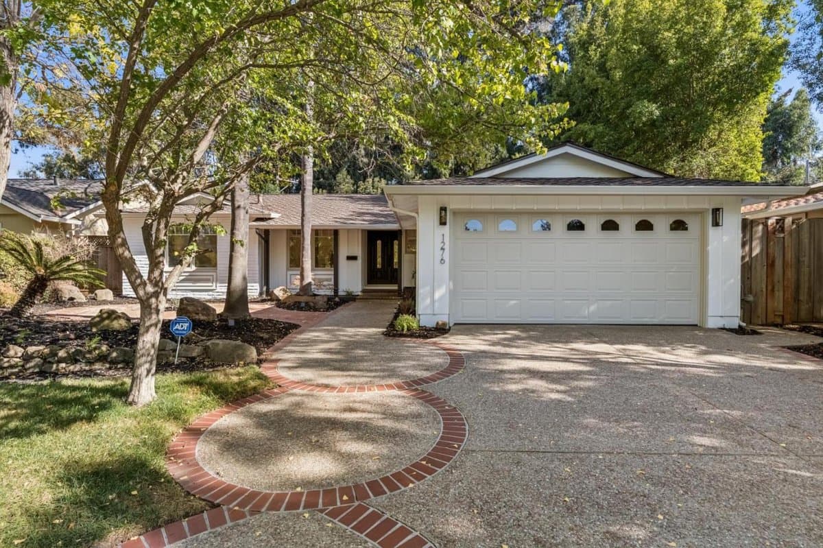 1276 Avis Drive - Photo 2