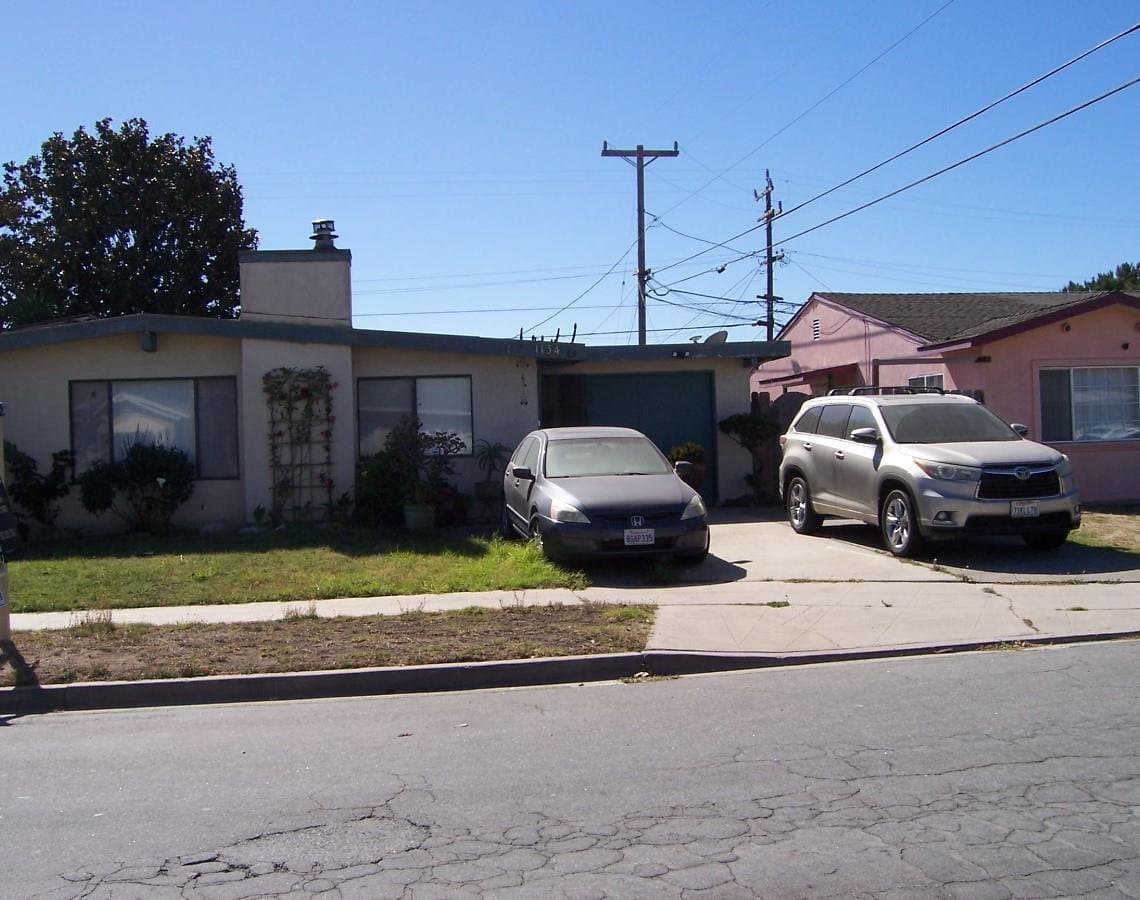 1134 Fairview Avenue - Photo 2