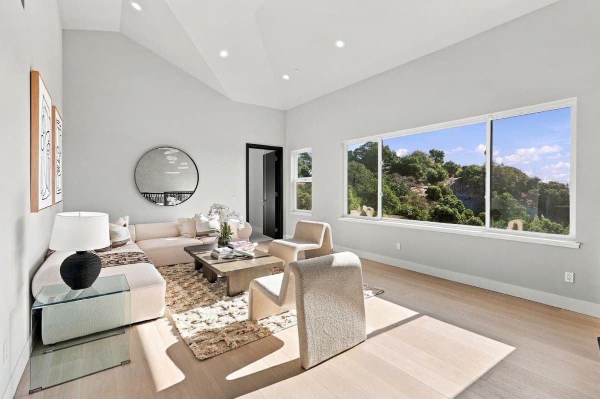 34 Charles Hill Circle - Photo 4