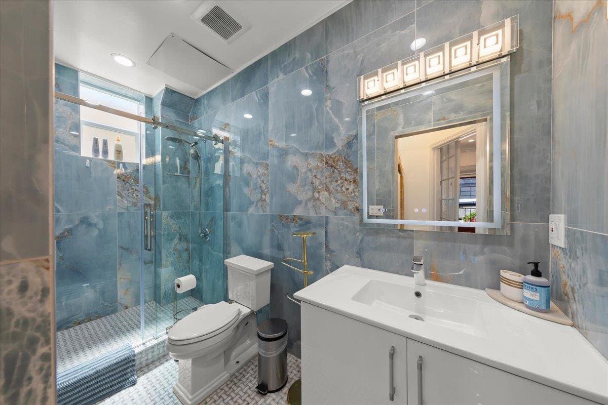 1176 Laurel Street - Photo 5