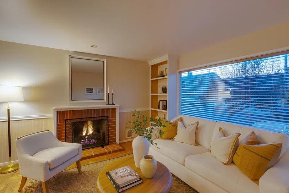 467 Avalon Drive - Photo 3