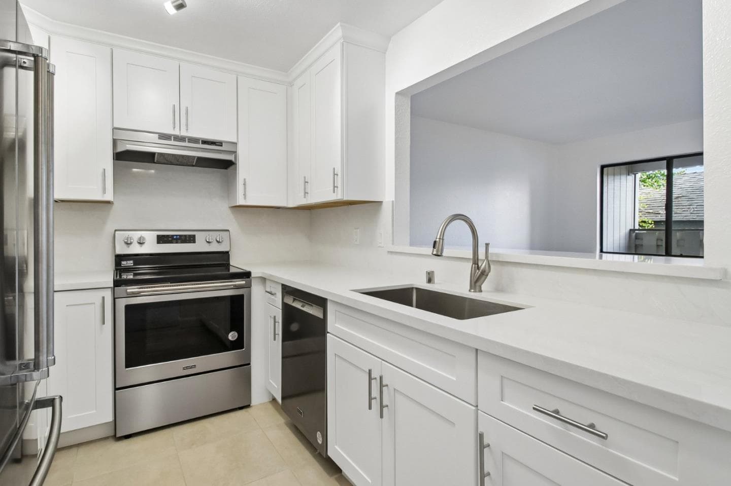 1422 Capurso Way - Photo 5