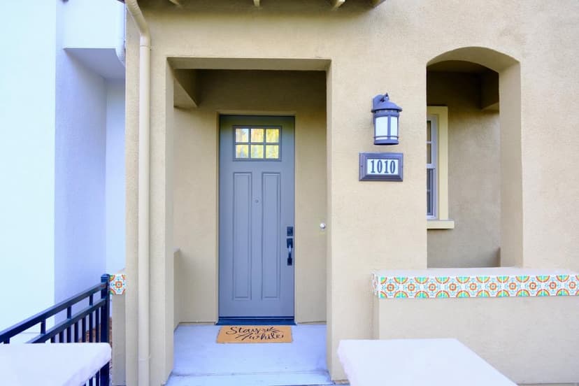 1010 San Pierre Way - Photo 1 of 8