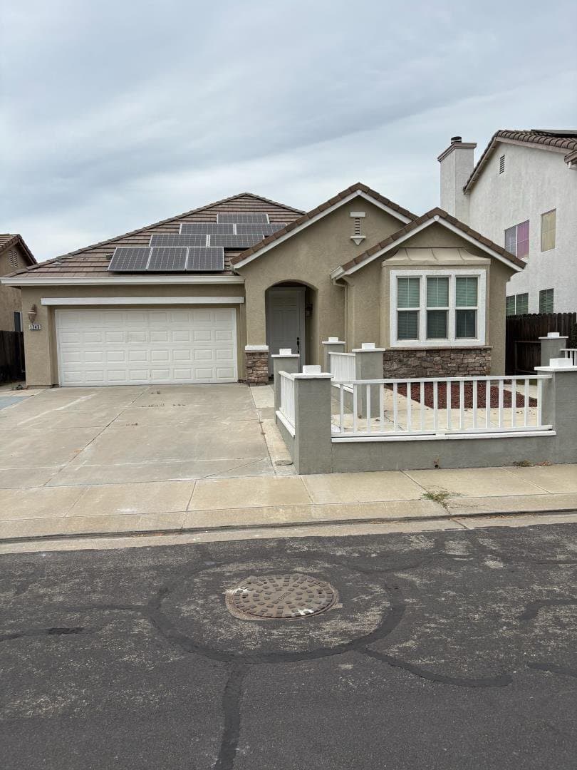 1243 Laurel Park Circle - Photo 1 of 6