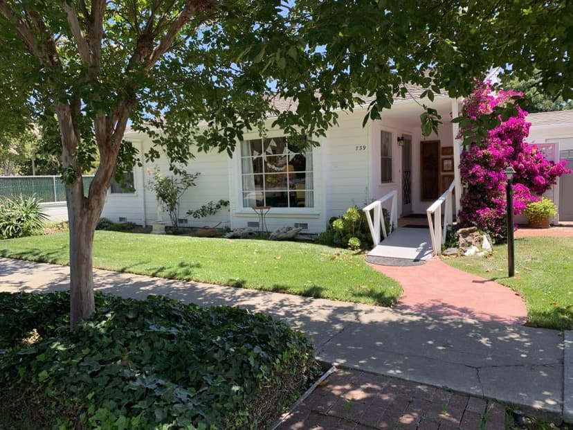 739 Powell Street - Photo 1 of 3