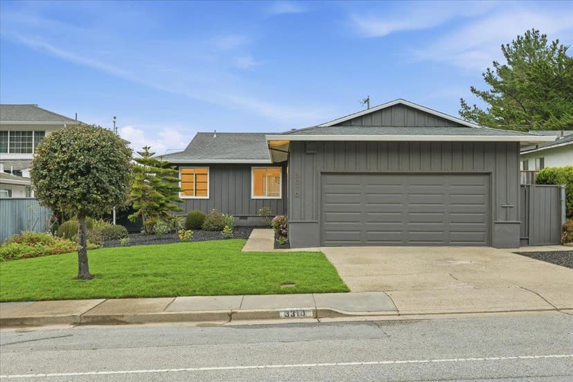 3310 Fleetwood Drive - Photo 1 of 8
