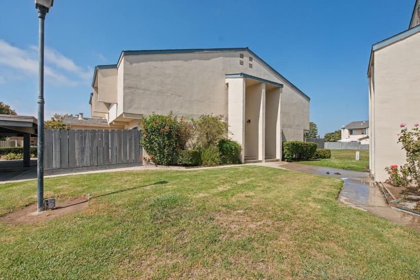 273 Sunnyhills Drive - Photo 1 of 8