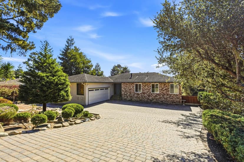 3076 Strawberry Hill Road - Photo 1 of 8