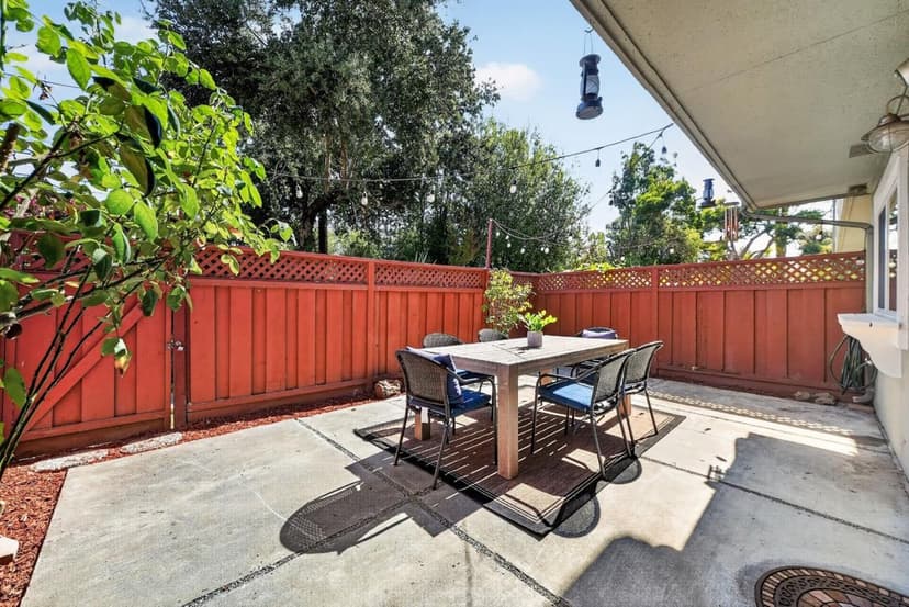1032 Polk Lane - Photo 1 of 8