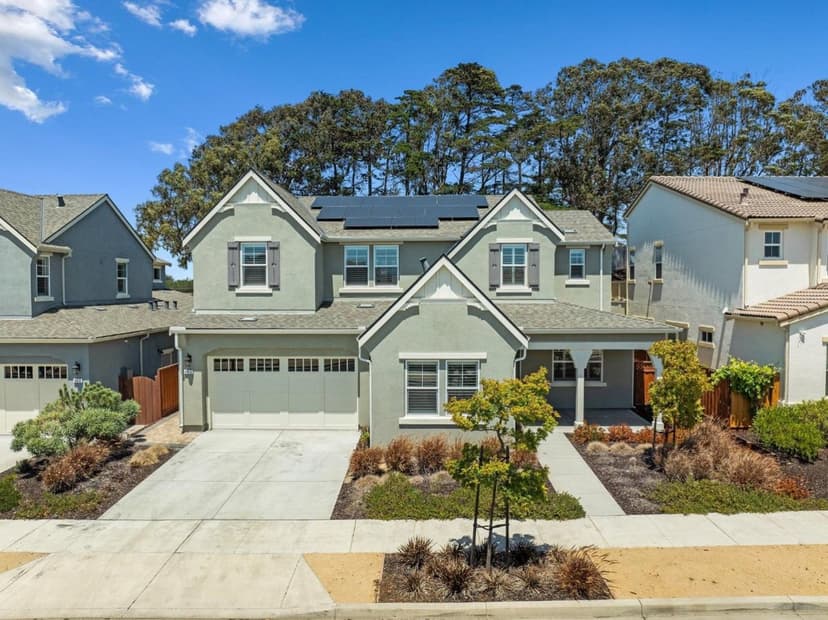 445 Russell Way - Photo 1 of 8