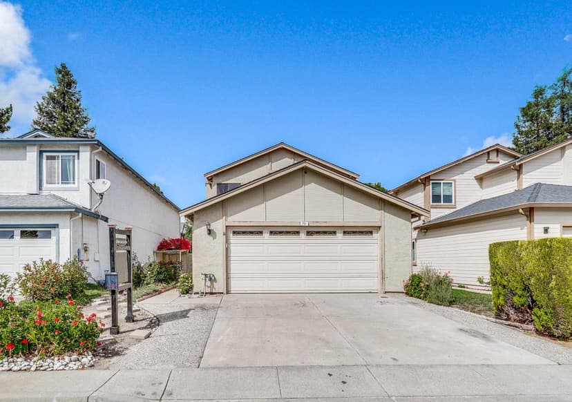 791 Ridgeview Terrace - Photo 1 of 8
