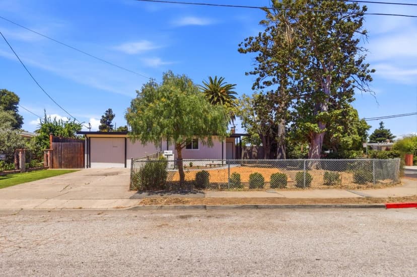 1827 Stevens Avenue - Photo 1 of 8