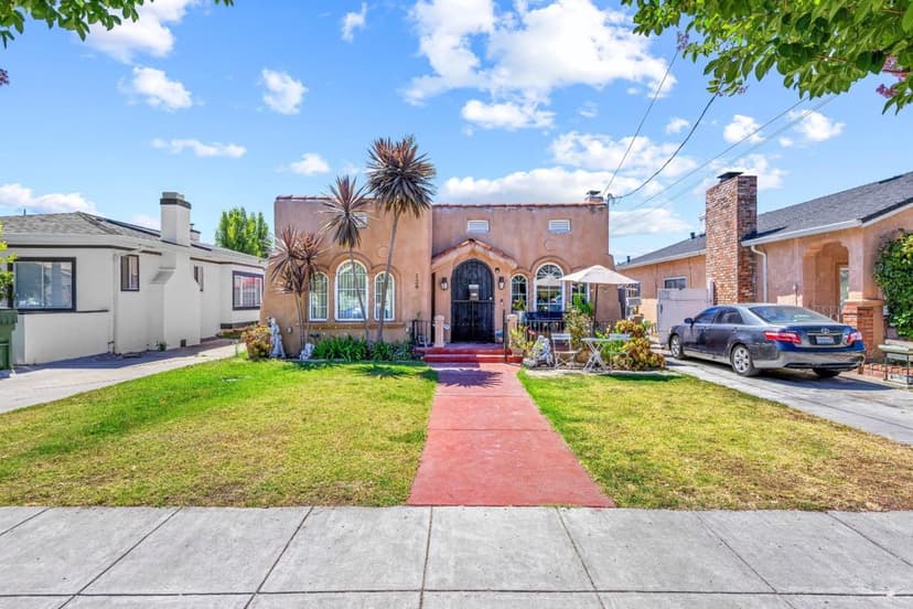 124 East Humboldt Street - Photo 1 of 8