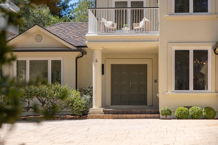 4 Traci Court - Photo 1 of 8